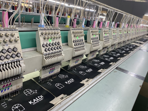 Thêu Vi Tính Mọi Số Lượng – Giải Pháp Linh Hoạt Cho Cá Nhân & Doanh Nghiệp Tại Xưởng ZoZo