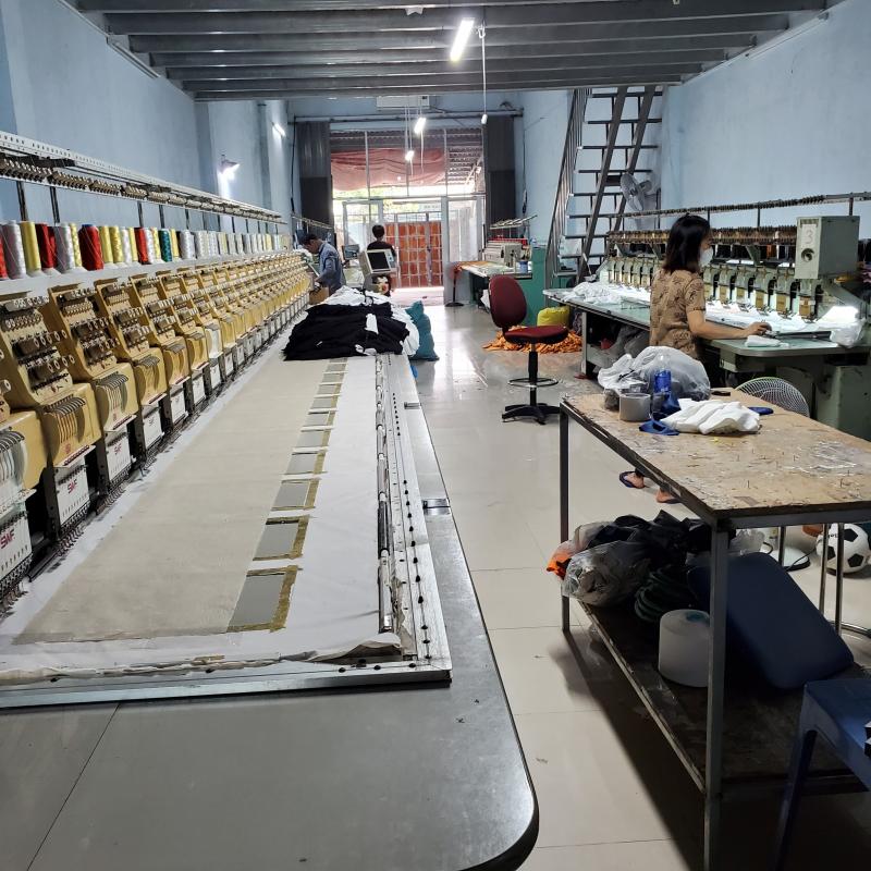 Thêu Gia Công Quận 12 – Giải Pháp Gia Công Logo, Đồng Phục Ổn Định Tại Xưởng ZoZo 4 Thêu Gia Công Quận 12 – Giải Pháp Gia Công Logo, Đồng Phục Ổn Định Tại Xưởng ZoZo