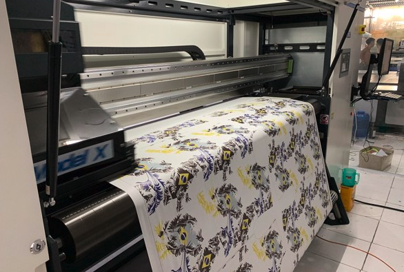 In Vải Gia Công Theo Yêu Cầu | Xưởng ZoZo Giá Tận Xưởng, In Sắc Nét